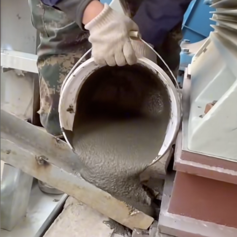 江岸旧混凝土基面需要怎么处理才能灌浆？